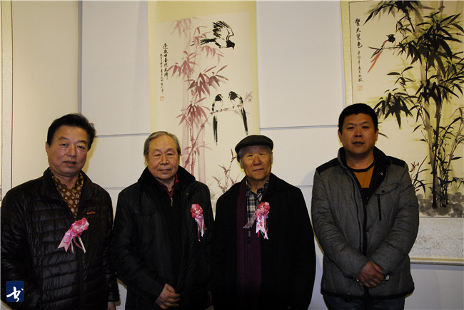 “红飞翠舞”天津美院女同学会成立十周年作品